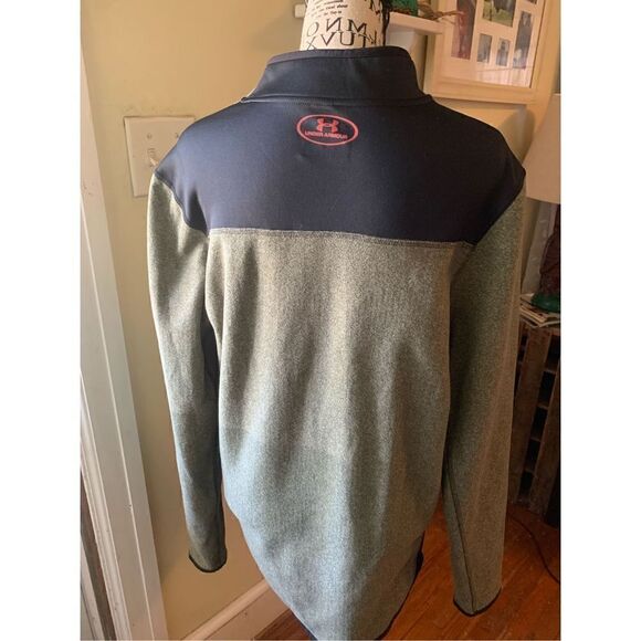 Under Armour Pullover - Picture 4 of 7